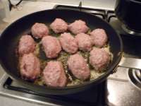 Frying The Meatballs.